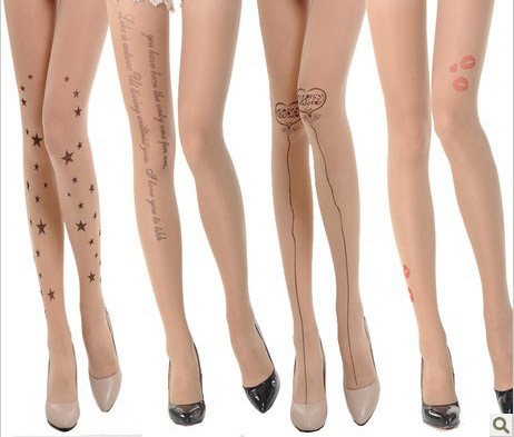 D&ugrave; tr&ograve;n trịa hay gầy g&ograve;, chỉ cần kh&eacute;o l&eacute;o trong việc lựa chọn kiểu d&aacute;ng v&agrave; kết hợp phụ kiện th&igrave; sẽ che đi được những khuyết điểm cơ thể. V&igrave; thế, h&atilde;y cố gắng thực hiện đ&uacute;ng năm nguy&ecirc;n tắc v&agrave;ng tr&ecirc;n khi mix đồ với quần tất để tr&ocirc;ng thật đẹp v&agrave; nổi bật trong những ng&agrave;y thu đ&ocirc;ng n&agrave;y nh&eacute;!