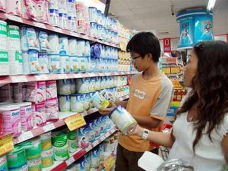 Bộ T&agrave;i ch&iacute;nh bổ sung nhiều loại sữa v&agrave;o diện b&igrave;nh ổn gi&aacute; 