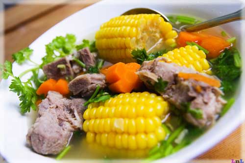 M&oacute;n canh sườn ninh ng&ocirc; ngọt, củ sen n&agrave;y vừa ngon mắt lại ngon miệng lại v&ocirc; c&ugrave;ng bổ dưỡng.