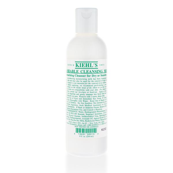 Sữa rửa mặt Kiehl gi&uacute;p loại bỏ chất nhờn v&agrave; bụi bẩn