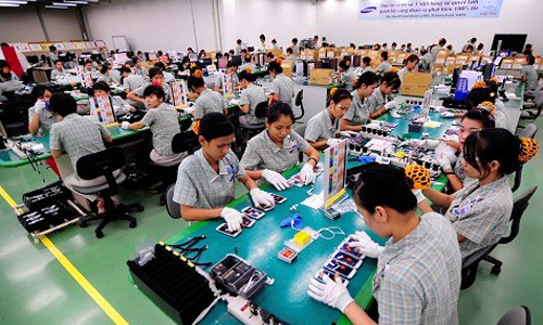 Samsung kh&ocirc;ng chuyển sản xuất từ Trung Quốc sang Việt Nam