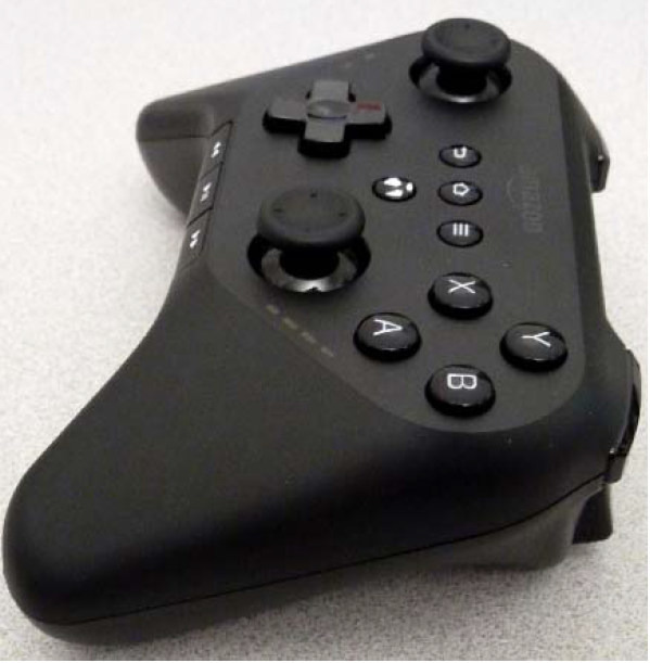 Cũng cần phải x&eacute;t xem loại tay cầm chơi game đ&oacute; c&oacute; thể d&ugrave;ng để chơi những tr&ograve; chơi kh&aacute;c ngo&agrave;i những tr&ograve; chơi tr&ecirc;n m&aacute;y t&iacute;nh hay kh&ocirc;ng. V&agrave; nếu c&aacute;c game thủ muốn mua mẫu tay cầm giống y hệt với mẫu tay cầm m&igrave;nh đ&atilde; chơi quen trước đ&oacute; th&igrave; cần kiểm tra xem liệu n&oacute; c&oacute; c&ograve;n được b&agrave;y b&aacute;n trong c&aacute;c cửa h&agrave;ng phụ kiện chơi game nữa kh&ocirc;ng.