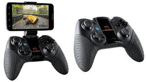 Tiếp đến, h&atilde;y tận dụng tất cả những mẫu tay cầm chơi game m&agrave; m&igrave;nh đang sở hữu từ trước tới giờ. Sau đấy, xem x&eacute;t kỹ lại tay cầm cũ liệu c&ograve;n d&ugrave;ng được nữa kh&ocirc;ng, nếu chỉ bị hỏng h&oacute;c th&ocirc;i th&igrave; chi ph&iacute; sửa chữa c&oacute; đắt kh&ocirc;ng để quyết định chọn mua mẫu tay cầm mới.