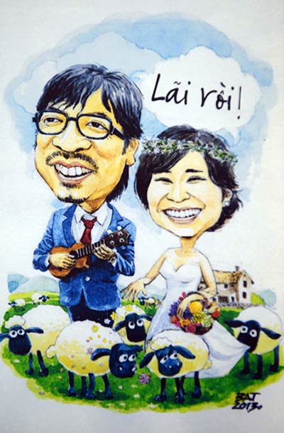 Tấm thiệp cưới “Lãi rồi” “độc nhất vô nhị” của vợ chồng “Giáo sư Xoay” 2003 được trang trí bằng hình hoạt họa của cô dâu Hồng Nga và chú rể “Xoay”. Điểm nhấn trên tấm thiệp chính là dòng chữ hài hước: “Lãi rồi” và gương mặt cười “sung sướng” của đôi uyên ương.
