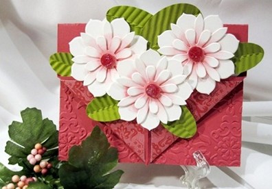 Thiệp hoa handmade xinh y&ecirc;u &ndash; m&oacute;n qu&agrave; &yacute; nghĩa tặng c&ocirc; dịp 20/11. 