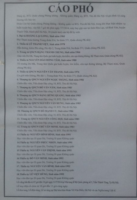 C&aacute;o ph&oacute; 18 chiến sỹ hy sinh trong vụ m&aacute;y bay rơi ở H&ograve;a Lạc, Thạch Thất, H&agrave; Nội