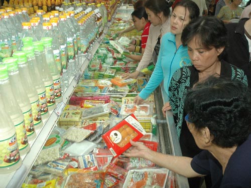 Mua đồ ăn sẵn trong si&ecirc;u thị lớn như Walmart vẫn mua phải k&eacute;m chất lượng