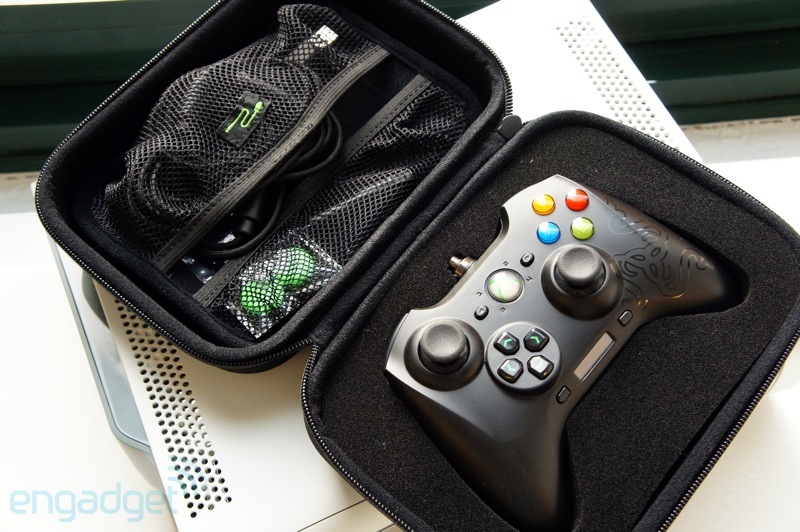 Hoạt động trên các nền tảng trò chơi của Microsoft, Xbox 360 Controller hoạt động với hầu hết các máy tính chạy Windows 8. Ngoài ra, Xbox 360, cung cấp cho các game thủ trải nghiệm chơi trò chơi nhất quán và thông dụng.
