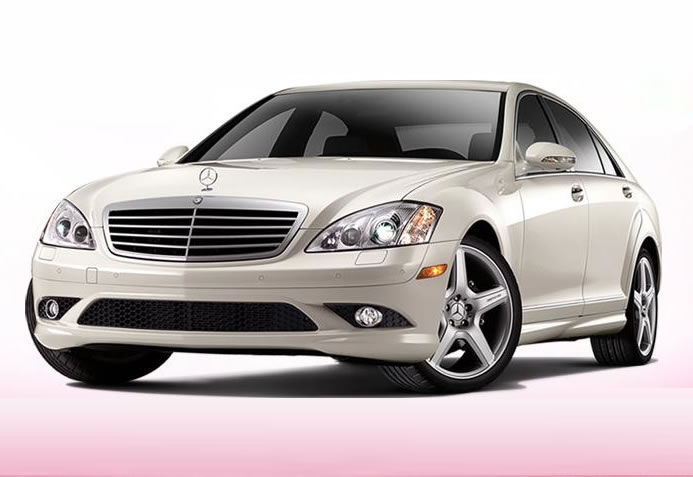Mercedes Benz S550 &ndash; chiếc sedan hạng sang với xu hướng thiết kế mới, rộng r&atilde;i, thoải m&aacute;i v&agrave; trang bị h&agrave;ng loạt c&ocirc;ng nghệ ti&ecirc;n tiến, tiện nghi.
