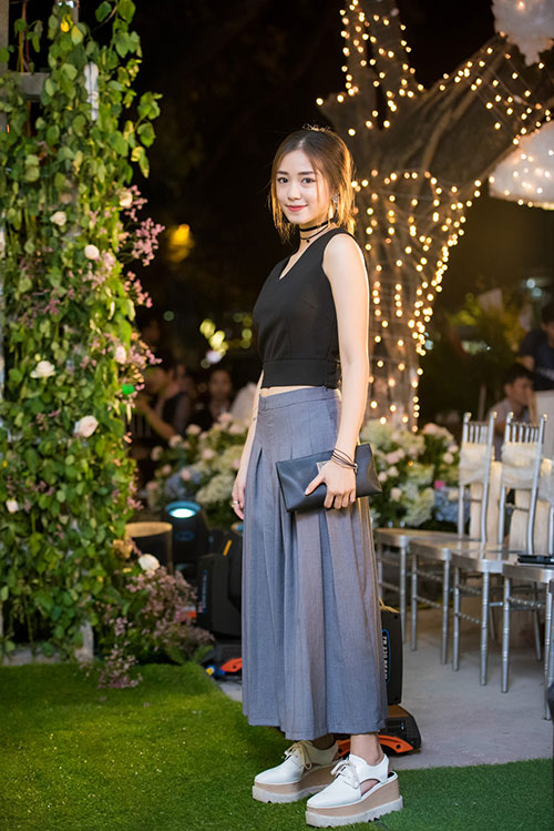 Cô ngày càng được khen ngợi về style thời trang tinh tế Cô ngày càng được khen ngợi về style thời trang tinh tế