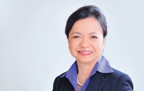 Bà chủ REE từng có 6 năm là lính quân y.