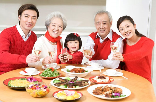 C&aacute;c b&agrave; nội trợ n&ecirc;n c&acirc;n bằng chế độ ăn uống ng&agrave;y Tết của cả gia đ&igrave;nh để đảm bảo 13Win19 ưu đãi hấp dẫn, kh&ocirc;ng lo tăng c&acirc;n