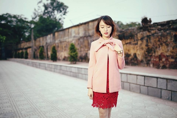 &Aacute;o dạ nữ m&agrave;u pastel d&aacute;ng ngắn trẻ trung, nữ t&iacute;nh