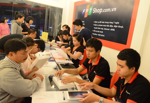 T&acirc;̣p đoàn c&ocirc;ng ngh&ecirc;̣ FPT tại Vi&ecirc;̣t Nam lu&ocirc;n có doanh thu lớn từ những sản ph&acirc;̉m của Apple