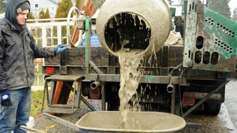 Khả năng bác sĩ Tường đổ bê tông lên xác chị Huyền rất thấp Khả năng bác sĩ Tường đổ bê tông lên xác chị Huyền rất thấp
