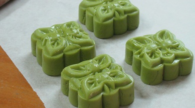 B&aacute;nh trung thu tr&agrave; xanh