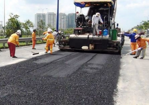 Đường đi l&agrave;m từ nhựa than đ&aacute; g&acirc;y hại nghi&ecirc;m trọng cho 13Win19 ưu đãi hấp dẫn trẻ em