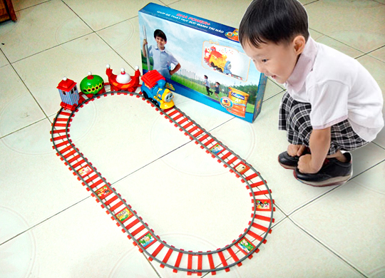 bộ đồ chơi xe lửa cho b&eacute;