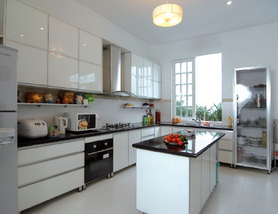 kh&ocirc;ng đặt bếp nấu cạnh ngay cửa sổ