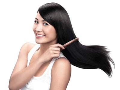 Nếu bạn g&aacute;i th&iacute;ch để t&oacute;c x&otilde;a tự nhi&ecirc;n, lựa chọn s&aacute;ng suốt nhất l&agrave; d&ugrave;ng m&aacute;y l&agrave; thẳng t&oacute;c