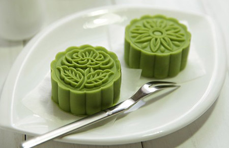 Với cách làm bánh dẻo trà xanh đơn giản, mọi người sẽ có ngay món bánh thơm ngon h&acirc;́p d&acirc;̃n
