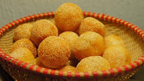 Với cách làm bánh rán ngọt nh&acirc;n đ&acirc;̣u xanh tr&ecirc;n sẽ có ngay món bánh thơm ngon