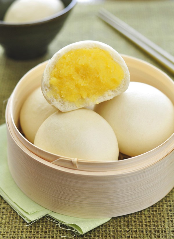 C&aacute;ch l&agrave;m b&aacute;nh bao trứng sữa rất đơn giản v&agrave; nhanh ch&oacute;ng