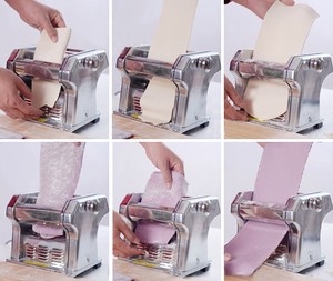 C&aacute;n bột m&igrave; hơn chục lần để c&oacute; được bột mịn. Nếu kh&ocirc;ng c&oacute; m&aacute;y c&aacute;n th&igrave; nh&agrave;o bột nhiều lần, sau đ&oacute; d&ugrave;ng dụng cụ c&aacute;n bột để c&aacute;n bột mỏng ra.