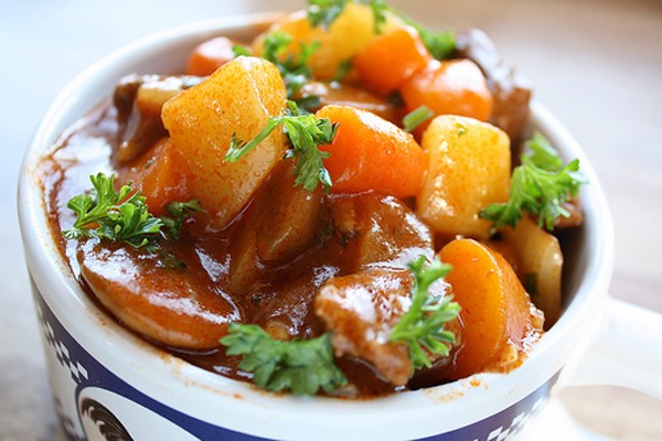 C&aacute;ch l&agrave;m b&ograve; sốt vang đ&uacute;ng điệu, cho hương vị thơm ngon, hấp dẫn