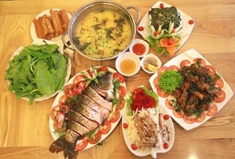 C&aacute;ch l&agrave;m lẩu c&aacute; ch&eacute;p thơm ngon v&agrave; bổ dưỡng
