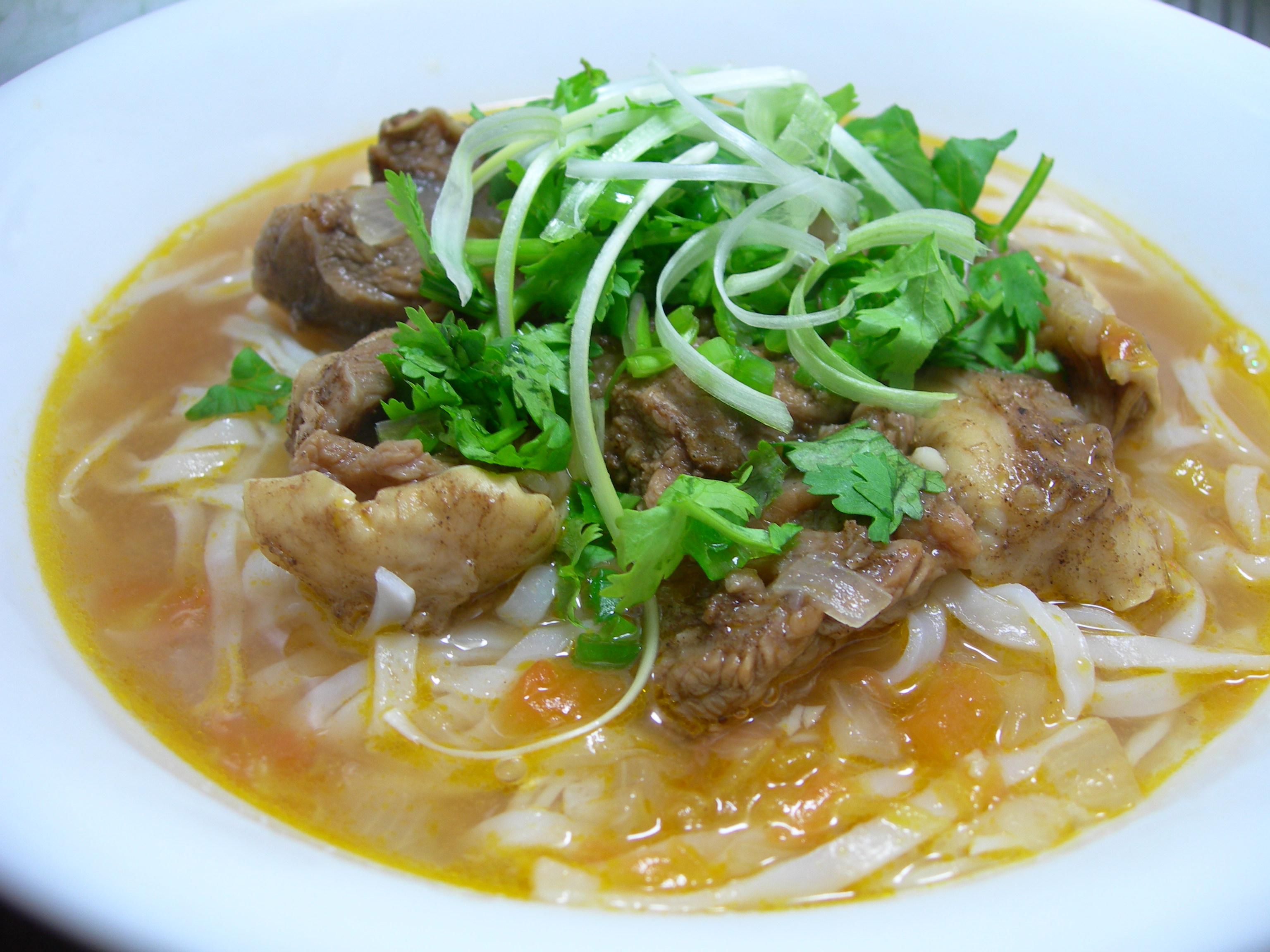 C&aacute;ch l&agrave;m phở b&ograve; sốt vang kh&ocirc;ng qu&aacute; kh&oacute;, chỉ cần mọi người đầu tư ch&uacute;t thời gian