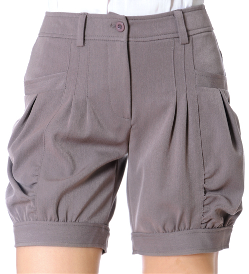 Quần shorts dành cho những cô gái chân dài Quần shorts dành cho những cô gái chân dài