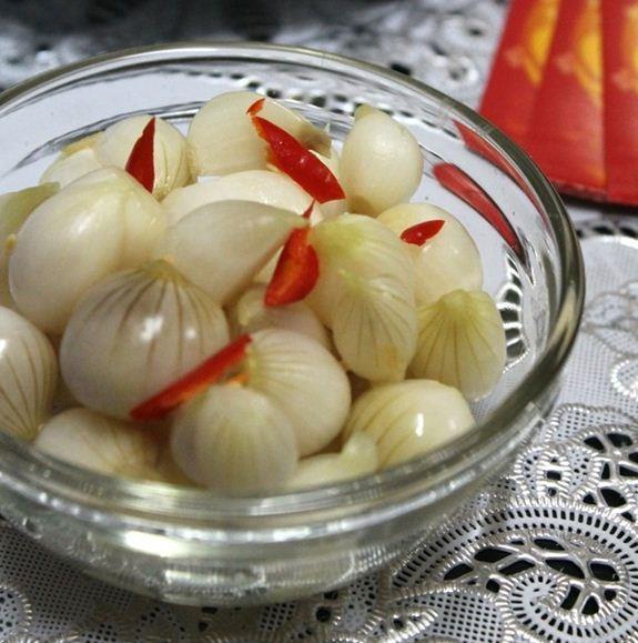 Cách muối dưa hành vừa trắng vừa giòn mà lại không bị hăng không phải ai cũng biết