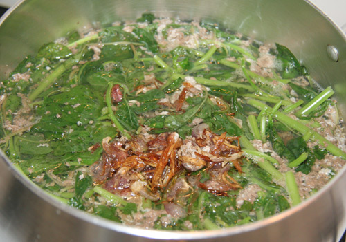 canh cua rau dền thanh m&aacute;t ngon thơm