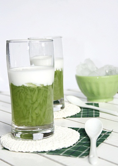 Ch&egrave; Th&aacute;i lan sữa dừa