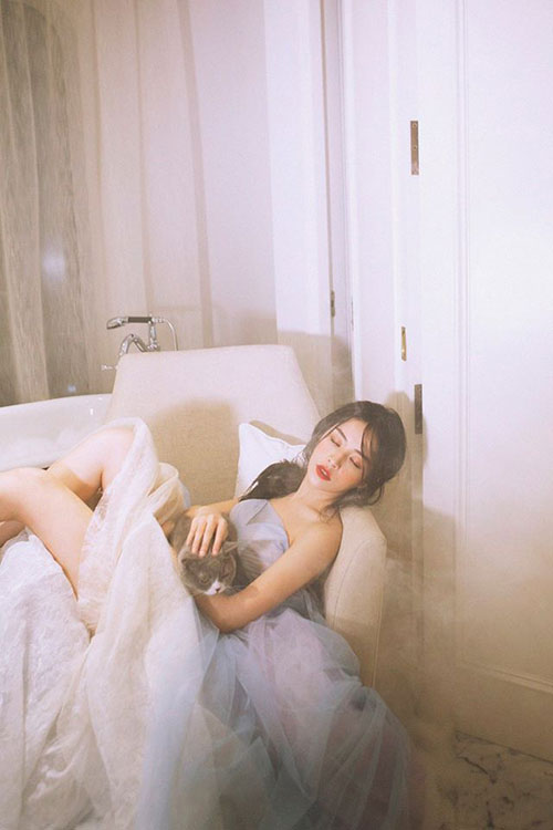 Chi Pu được kỳ vọng l&agrave; ngọc nữ mới của Vbiz