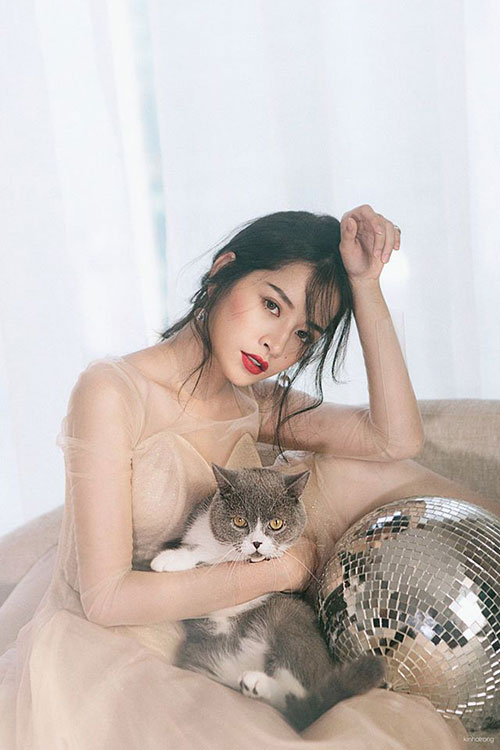 Chi Pu được kỳ vọng l&agrave; ngọc nữ mới của Vbiz