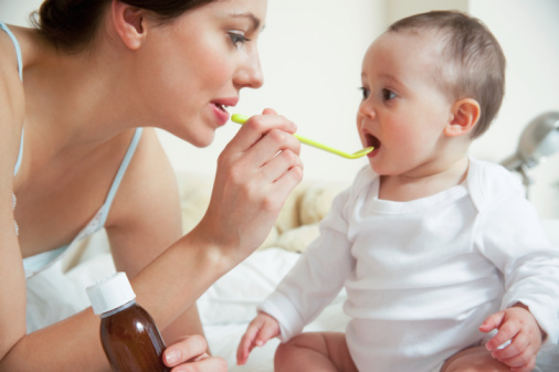 Cam nướng l&agrave; phương ph&aacute;p chữa ho hiệu quả cho trẻ