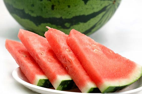 Dưa hấu rất gi&agrave;u vitamin