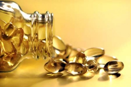 Vi&ecirc;n dầu c&aacute; Omega-3 chứa c&aacute;c chất &ocirc; nhiễm vượt mức an to&agrave;n cho ph&eacute;p