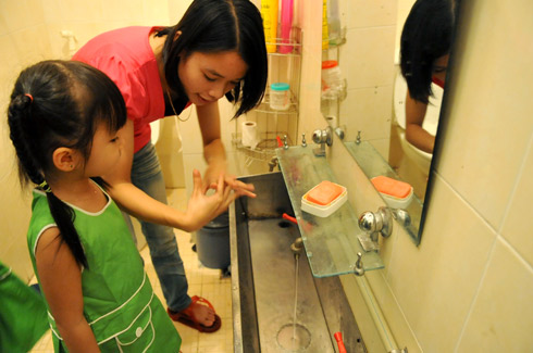 Dạy trẻ biết tự gi&aacute;c v&agrave; tự chủ l&agrave; điều rất cần thiết 