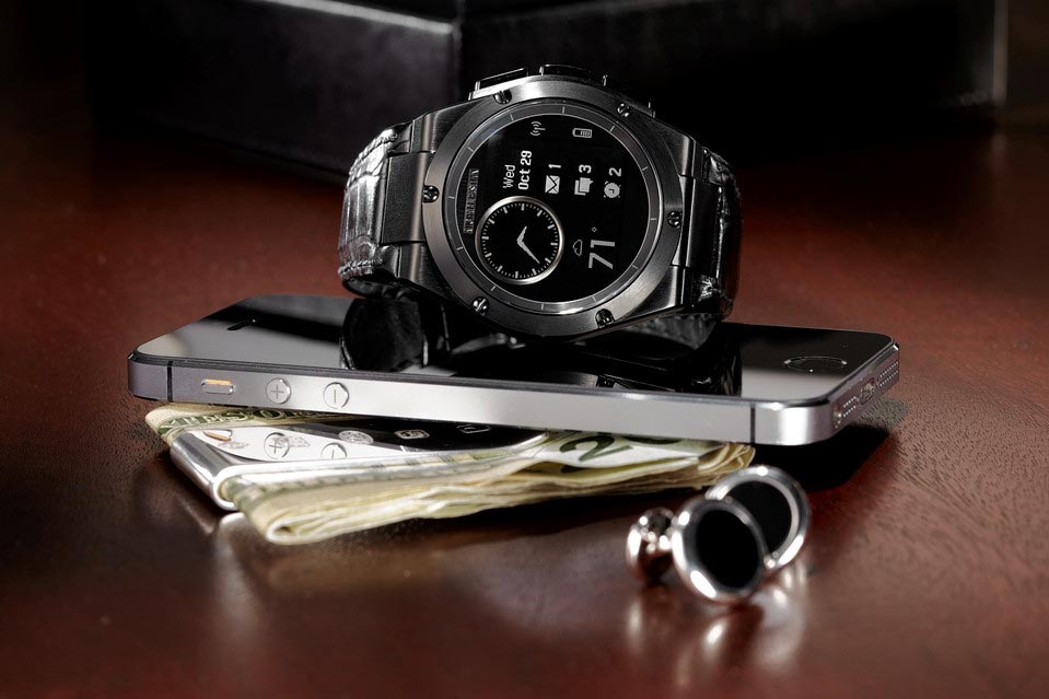 Đồng hồ thông minh MB Chronowing với thiết kế cổ điển, sang trọng