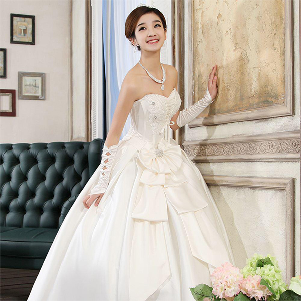 V&aacute;y cưới Thi&ecirc;n Đường tiết kiệm chi ph&iacute; tối đa cho kh&aacute;ch h&agrave;ng