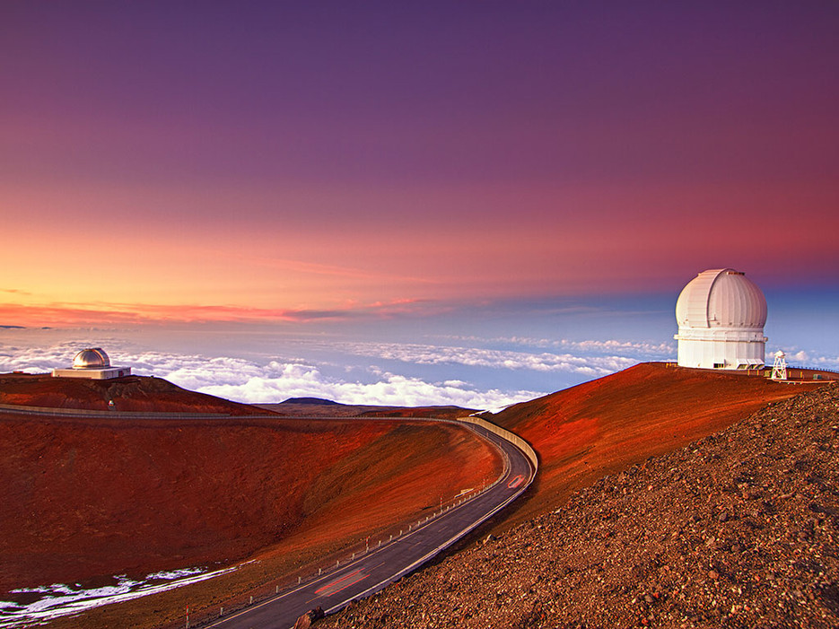 Mauna Kea  l&agrave; đỉnh n&uacute;i cao nhất ở bang Hawaii, một địa danh tr&ecirc;n thế giới hấp dẫn kh&aacute;ch du lịch