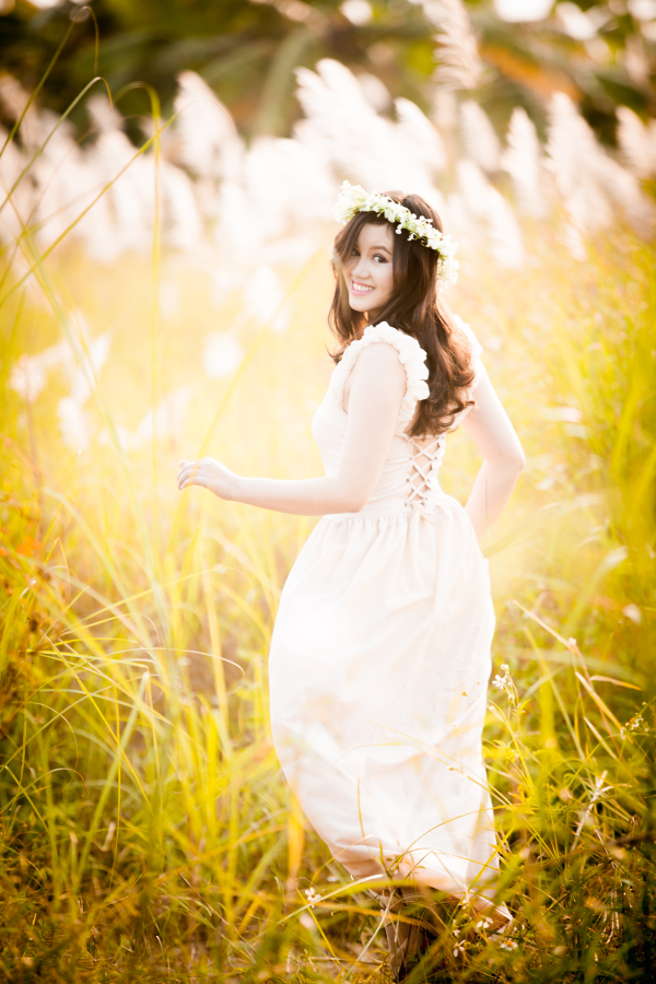 B&atilde;i đ&aacute; s&ocirc;ng Hồng được giới trẻ H&agrave; Nội biết đến như một địa điểm chụp ảnh l&yacute; tưởng bởi quang cảnh thơ mộng