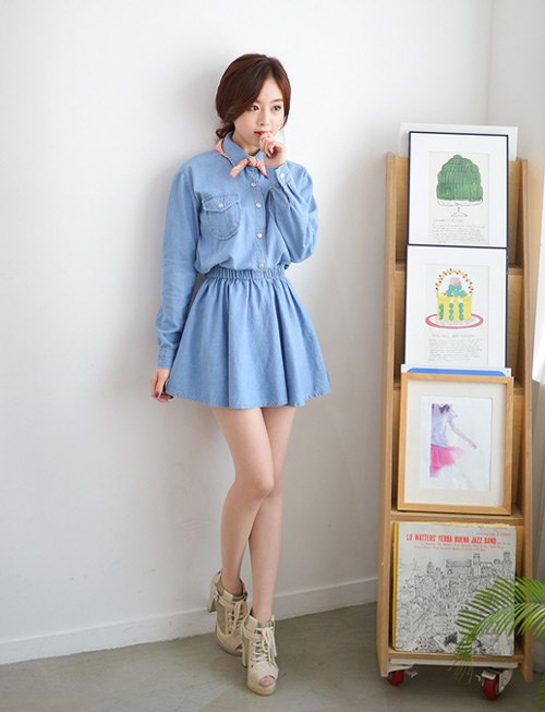 Di&ecirc;̣n váy li&ecirc;̀n denim vừa duy&ecirc;n dáng vừa cá tính