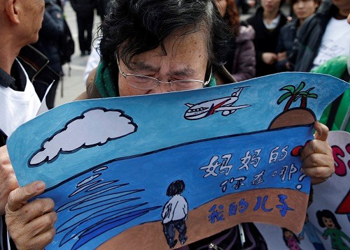 Tin tức mới cập nhật h&ocirc;m nay đưa tin pin MH370 hết hạn, Malaysia c&oacute; thể phải tăng mức bồi thường