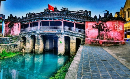Tin tức mới cập nhật h&ocirc;m nay cho biết Hội An lọt top 10 điểm đến l&atilde;ng mạn nhất thế giới
