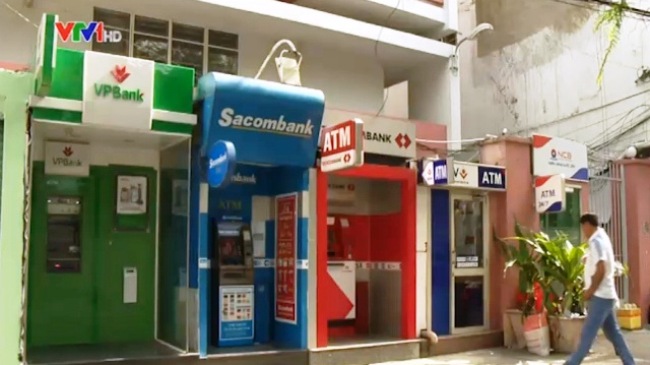 Tin tức mới cập nhật ng&agrave;y 20/1/2015: Th&agrave;nh phố Hồ Ch&iacute; Minh tiến h&agrave;nh thanh tra, xử phạt c&acirc;y ATM ở c&aacute;c khu c&ocirc;ng nghiệp