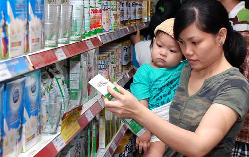 Gi&aacute; sữa thế giới tăng 0,9% v&agrave; dần b&igrave;nh ổn